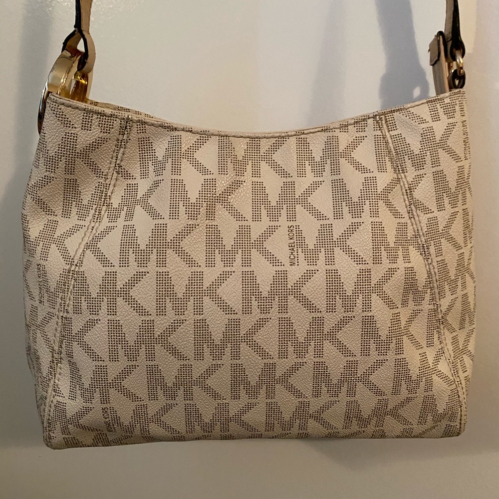 Michael Kors beige handbag / purse